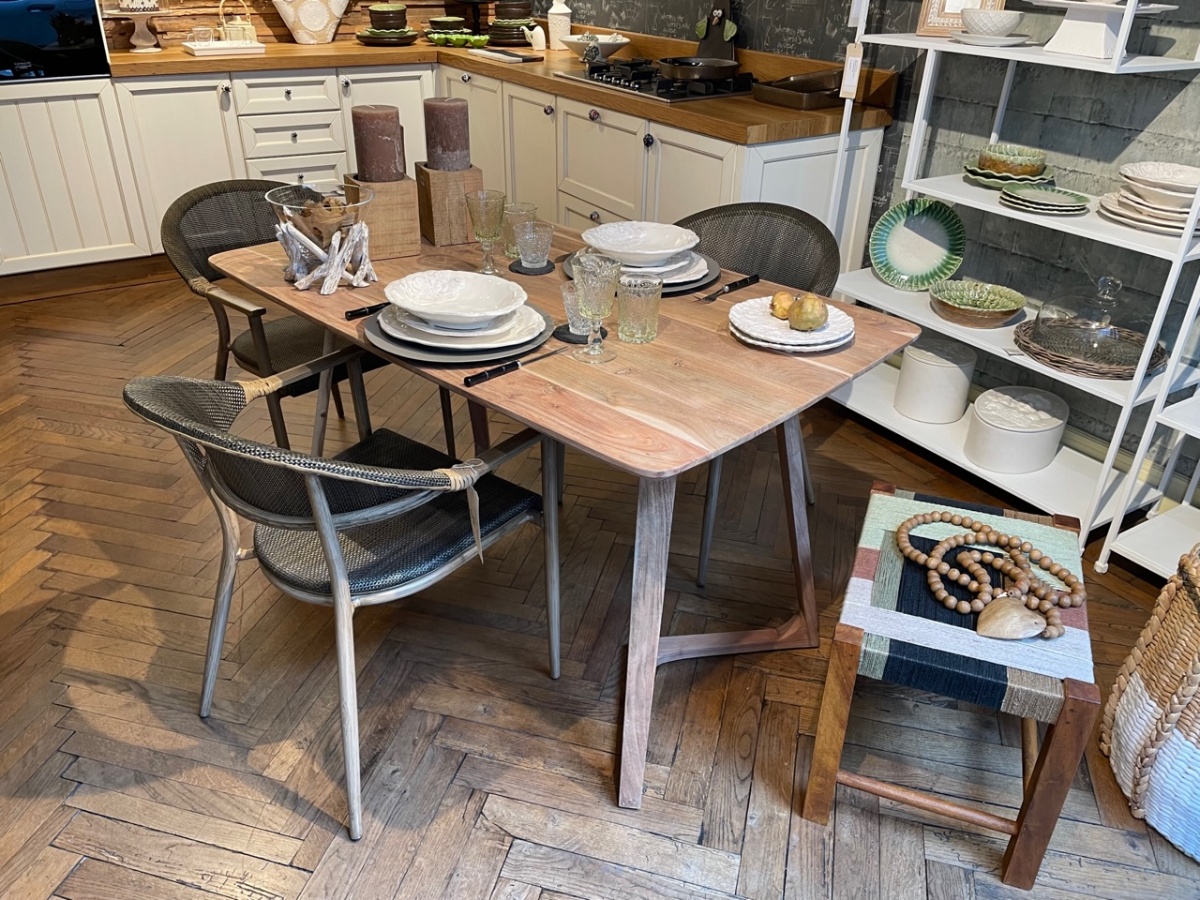 Art 82050173 BLOO cm 130x78xh 75   